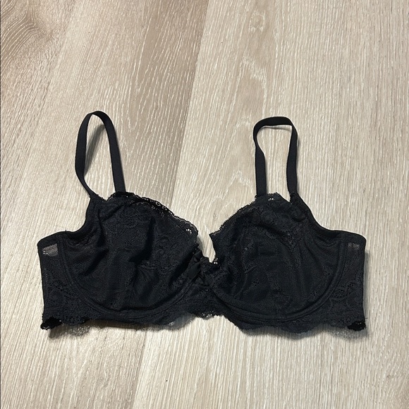 Gilligan & O'Malley Other - Gilligan O'Malley Black Lace Lightweight Bra 38C